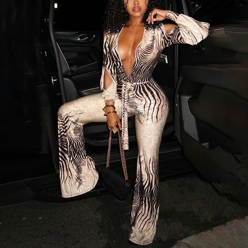 Sexy Jumpsuit mit tiefem V-Ausschnitt, Carmen-Oberteil und Bootcut-Hose mit hoher Taille