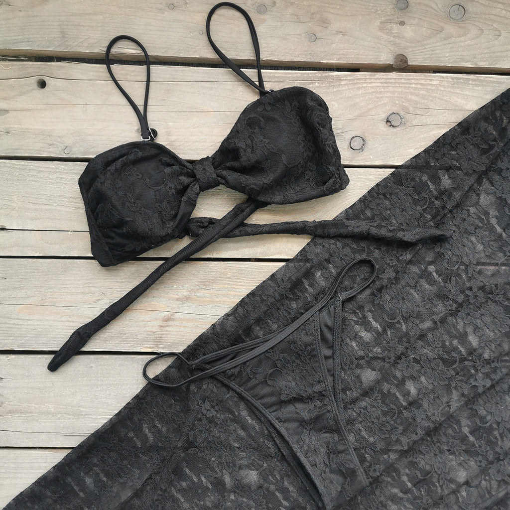Rein schwarzer dreieckiger Bikinibund, tief sitzende geteilte Badebekleidung, Damen-Sexy-Rock, dreiteiliges Set