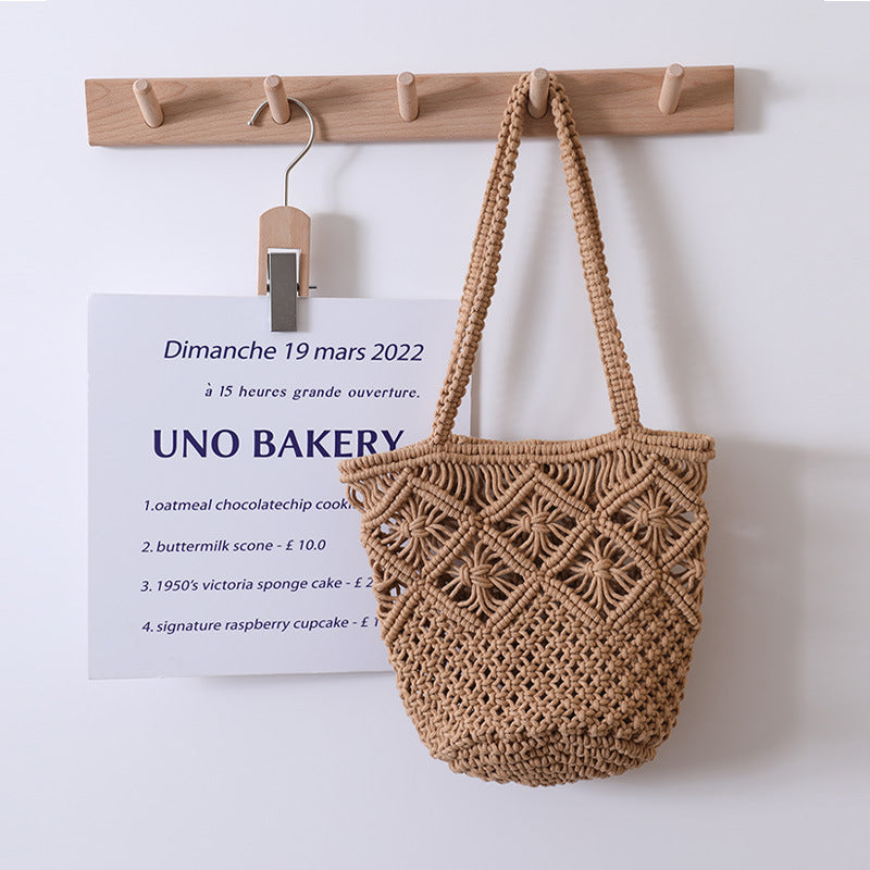 Künstlerische Einfache Baumwollfaden Schultertasche Gewebte Tasche Sommer Nische Ausgehöhlte Cutout Strohtasche Tragbare Damen Tasche Urlaub Strandtasche