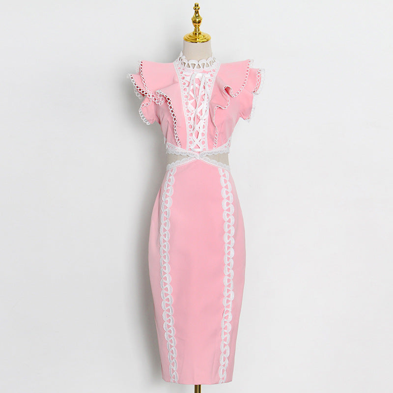 Elegantes Damen-Maxikleid mit hüftbetontem, sexy, einfarbigem Rüschen-Stitching und raffinierten Cut-Outs