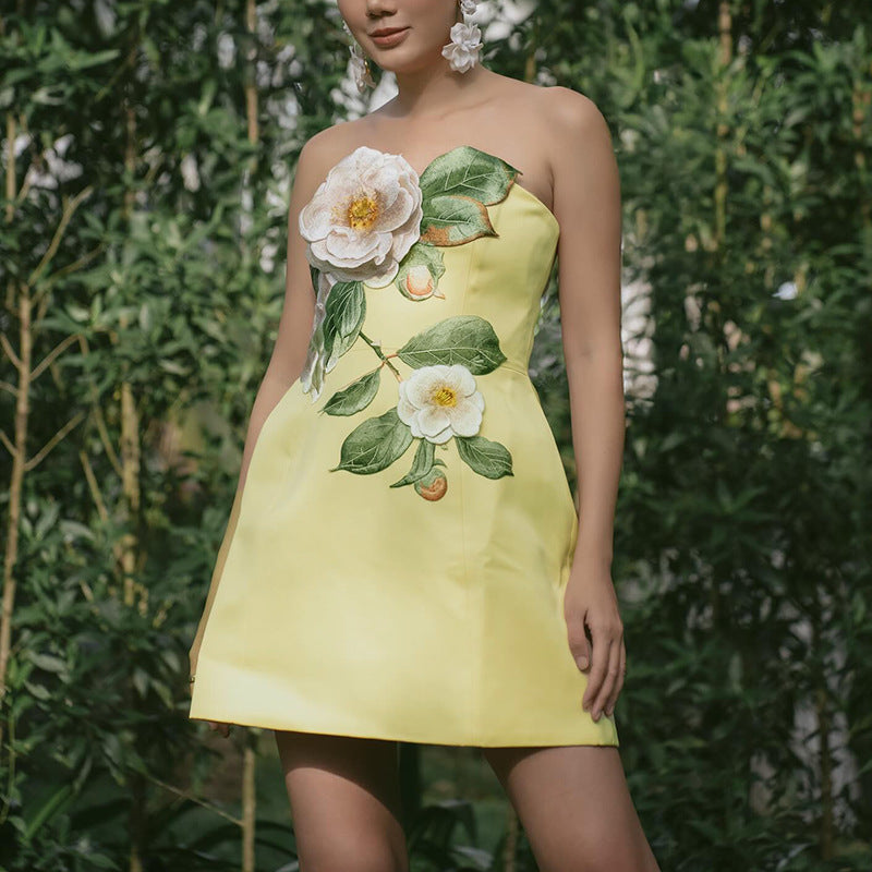 Sommer-Stickerei Dreidimensionale Blumen Ärmelloses Tube Top Schlankmachendes Kleid für Damen