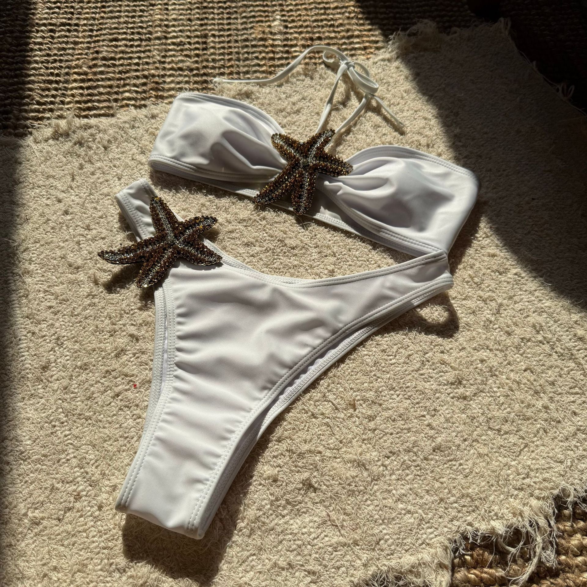 Einfarbiger Seestern applizierter Stoff bestickt sexy geschnürter Split-Bikini