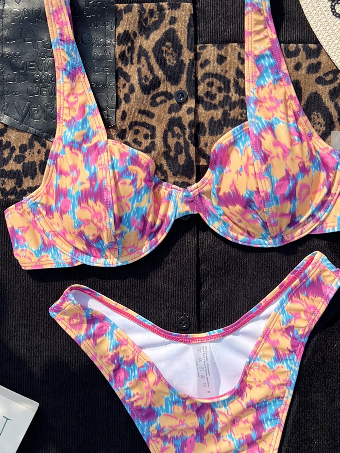 Split-Badeanzug, farbig bedruckt, mit Stahlbügel, sexy Bikini-Badeanzug, Bikini