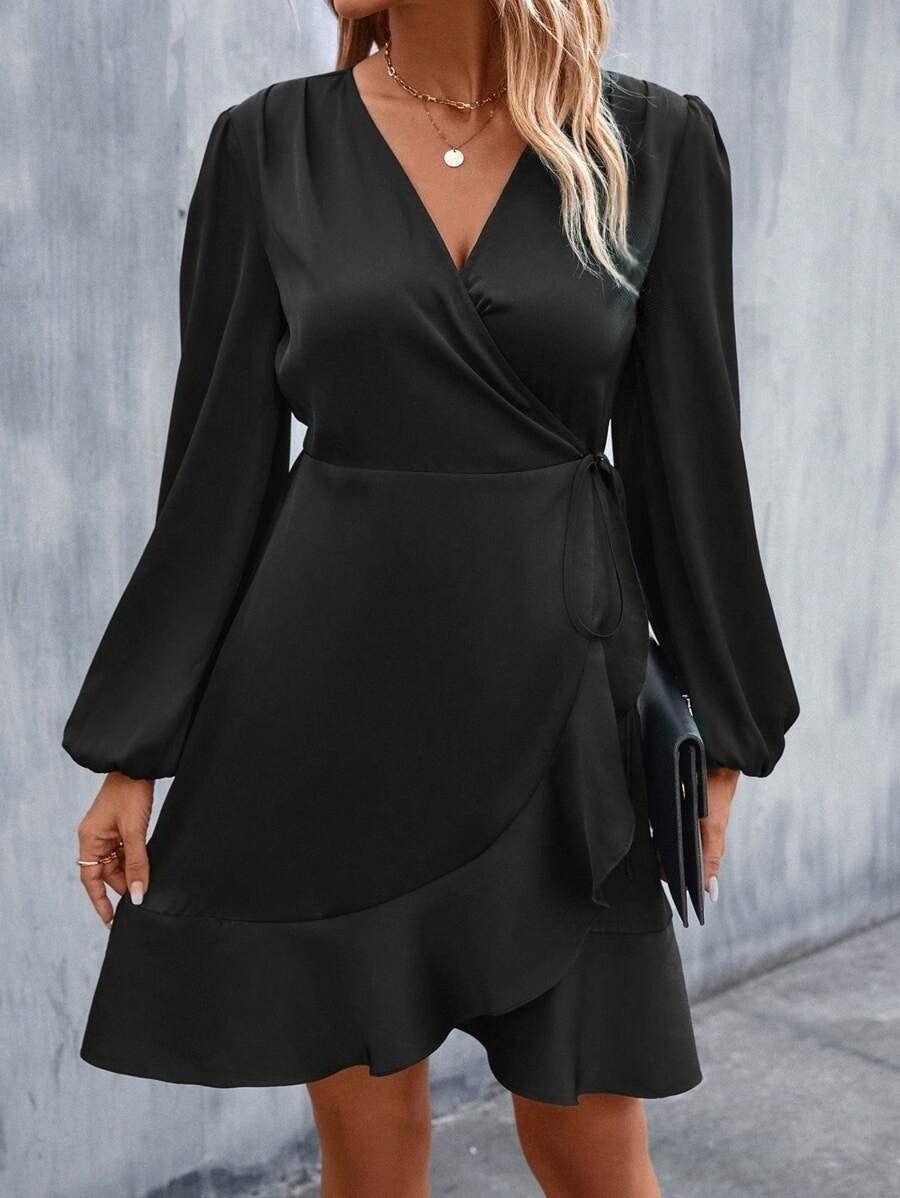 V-Ausschnitt Kleid Satin Taille Eng Figurbetontes Kleid Tiefer Ausschnitt Casual Midikleid Süße Damenbekleidung