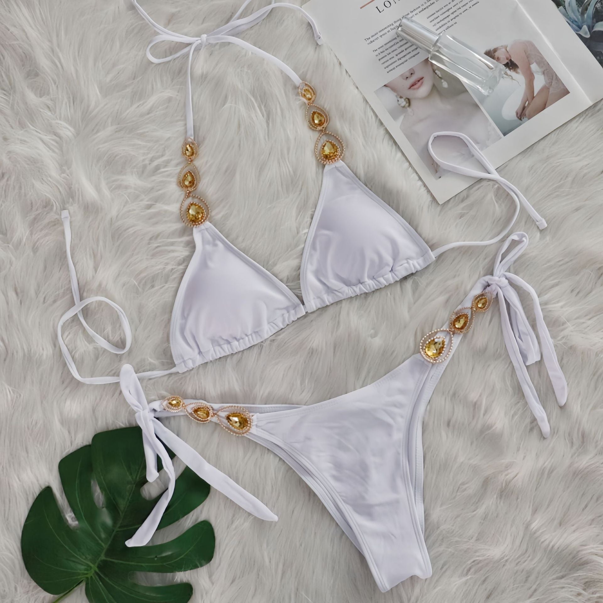 Maillot de bain bikini sexy de luxe en cristal diamant avec bandage pour femme, idéal pour les vacances à la plage.
