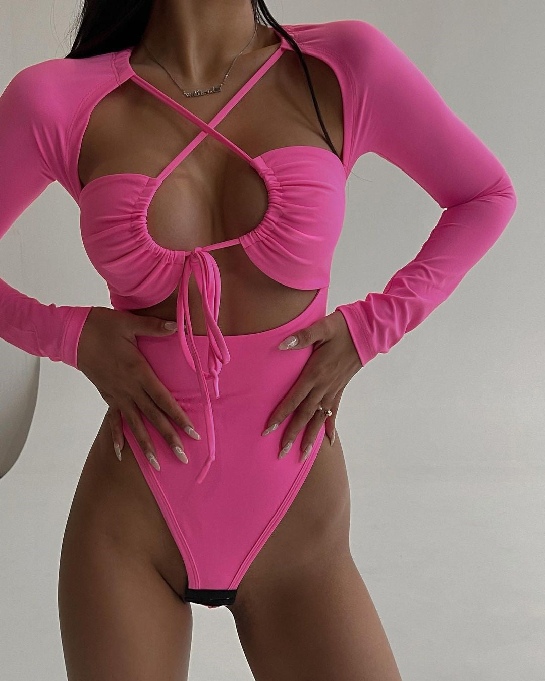 Damen Sommer Sexy Ausgeschnittener Cut-Out-Träger, schmaler, einfarbiger, langärmliger Jumpsuit