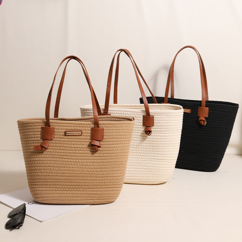 Sac tissé en fil de coton à une épaule Grande capacité Sac de paille Sac de plage de vacances pour femmes