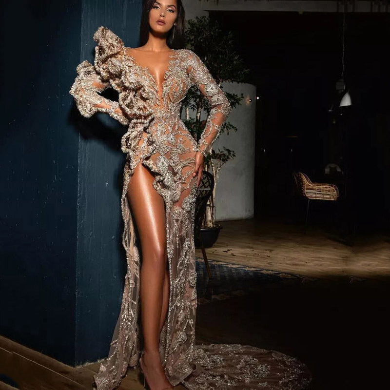 Robe de soirée asymétrique dorée à manches longues et col en V pour femme