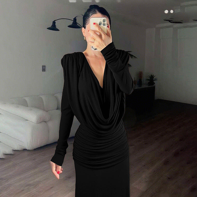 Herbst Damenbekleidung Sexy rückenfreies Kleid mit Schwingkragen, schmal geschnitten, plissiert, einfarbig, lange Ärmel