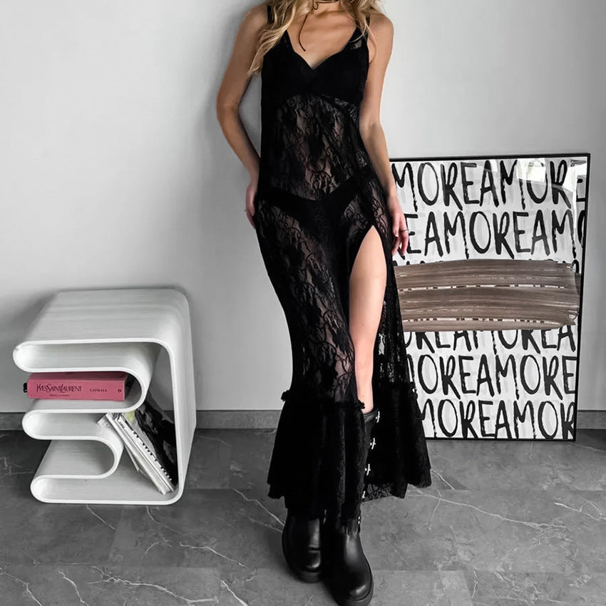 Robe longue sexy en brocart noir avec bretelles en dentelle, coutures creuses et ajourées, transparente