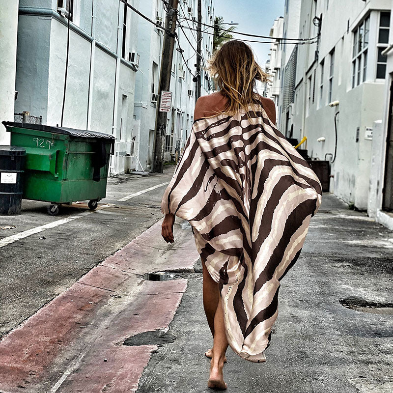 Frühlings-Schrägschulter-Freizeitkleid, sexy Strandkleid mit weitem Saum
