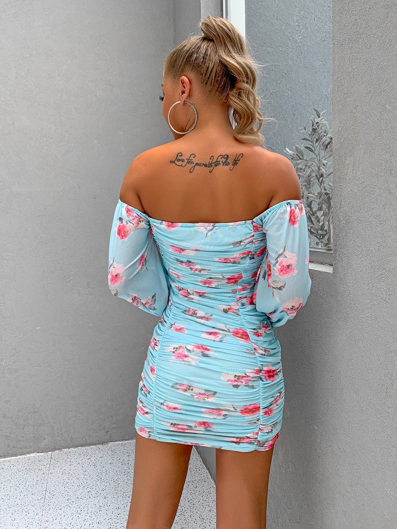 Sexy Damenbekleidung Bedrucktes Off-Shoulder Etuikleid im figurbetonten Slimming-Schnitt