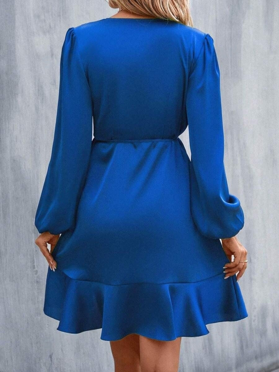 Robe Col V Satin Taille Serrée Décolleté Plongeant Décontractée Longueur Midi Vêtements Doux pour Femme