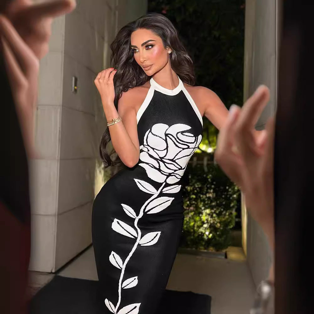 Robe longue moulante sans manches avec licou et imprimé sexy pour femme