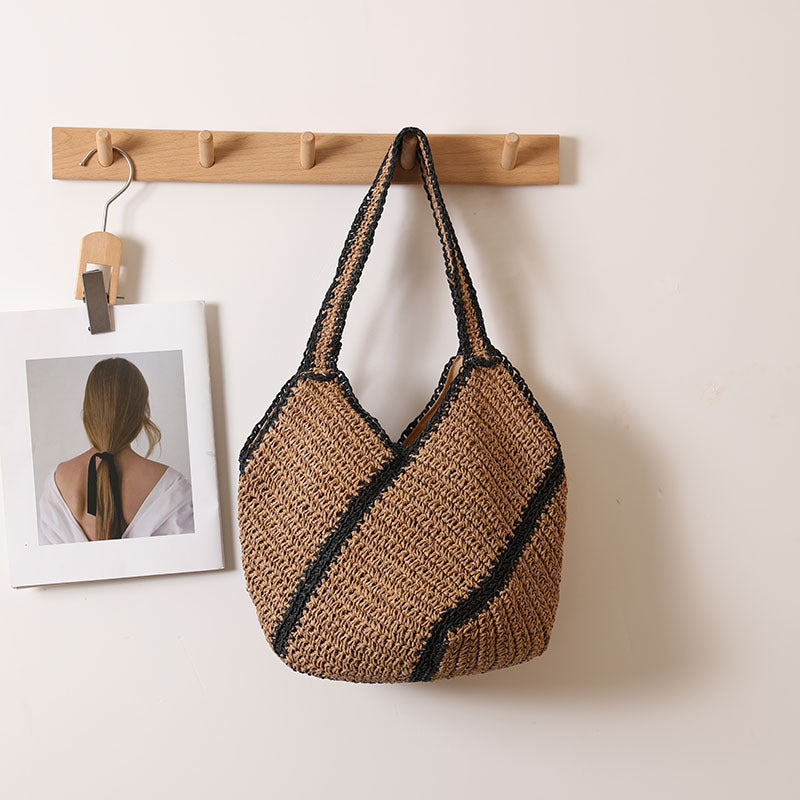 Geometrische abstrakte Stroh-Umhängetasche in Nischendesign, Farbkontrast, große Kapazität, gewebte Tasche, Strandtasche für den Urlaub