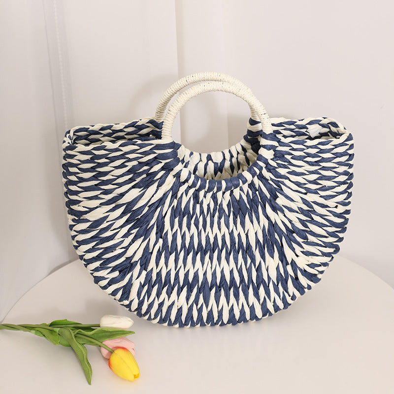 Nische Halbmond Tragbare Strohtasche Retro Farbe Handgetragene Korbtasche Gewebte Tasche Damen Urlaub Strandtasche