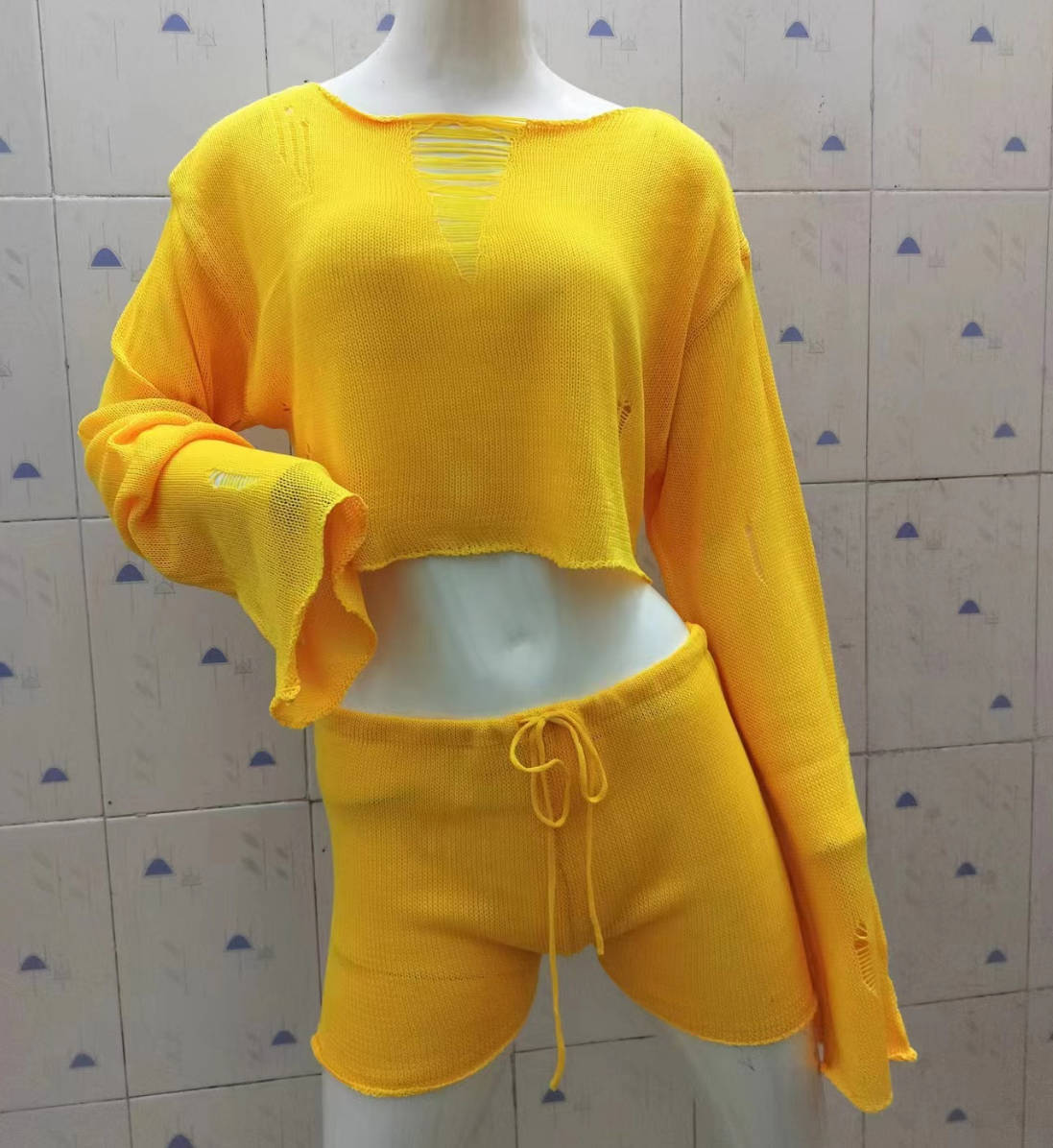 Ensemble deux pièces en tricot pour femme, printemps-été, pour les vacances à la mer, protection solaire, top court et short sexy.