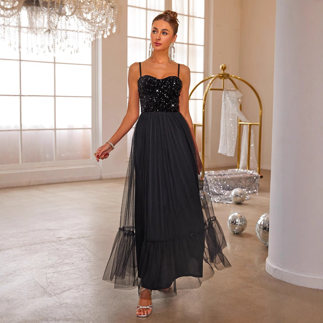 Vêtements pour femmes Robe en maille à paillettes de couleur unie avec bretelles sexy
