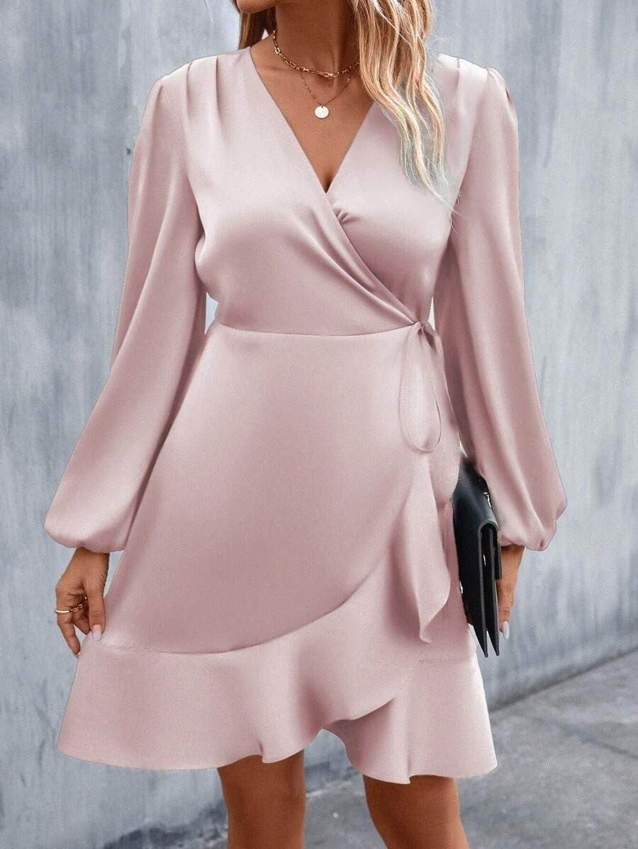 V-Ausschnitt Kleid Satin Taille Eng Figurbetontes Kleid Tiefer Ausschnitt Casual Midikleid Süße Damenbekleidung