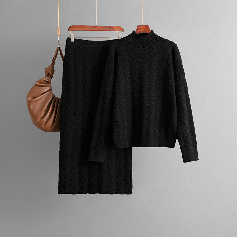 Ensemble deux pièces en tricot jacquard automne hiver : pull à col semi-montant et jupe.