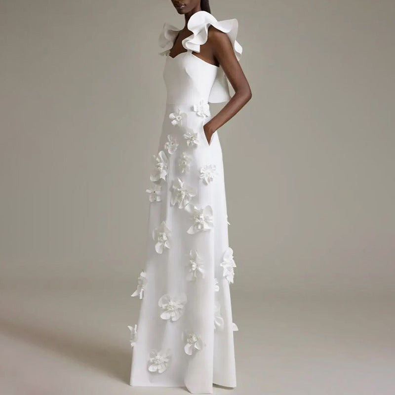 Robe d'été blanche ajustée sans dos à motifs floraux et coutures de haute qualité pour femmes