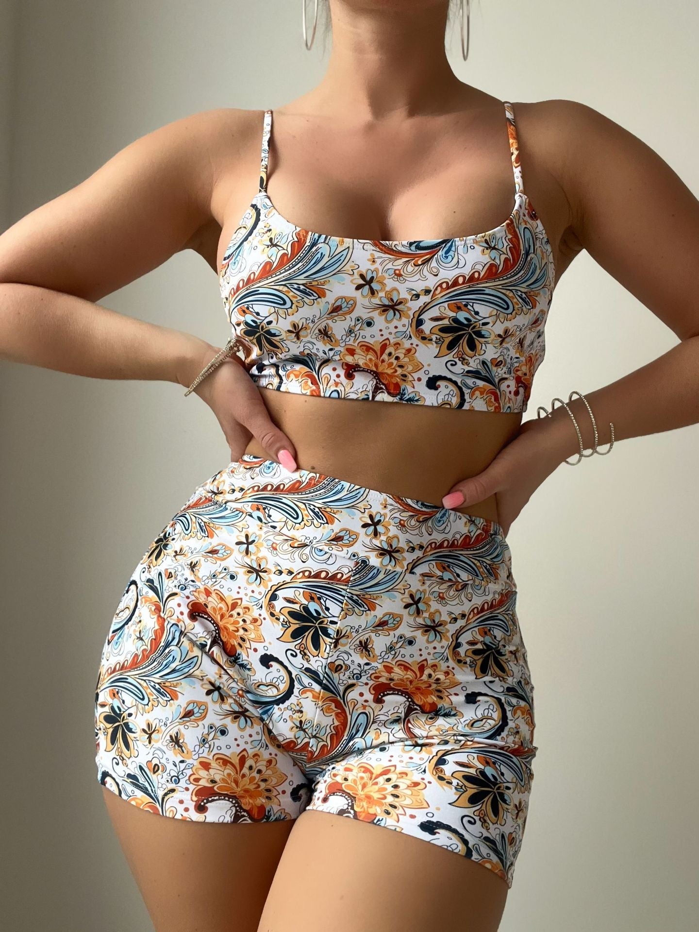 Bikini-Anzug mit Paisley-Muster