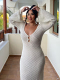 V-Ausschnitt, ausgeschnittenes, sexy Strickkleid, eng anliegend, lange Ärmel, Herbst-Winter-Kleid