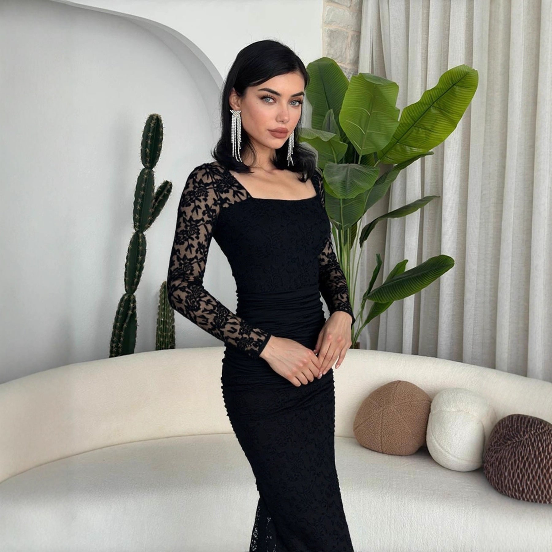 Herbst Winter Damenbekleidung Modisches Elegantes Spitzen-Patchwork-Kleid mit eckigem Kragen, figurbetont und plissiert, Maxi-Kleid