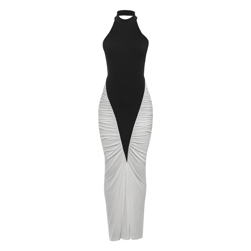 Robe fourreau moulante plissée à col licou et dos nu contrastant pour femme
