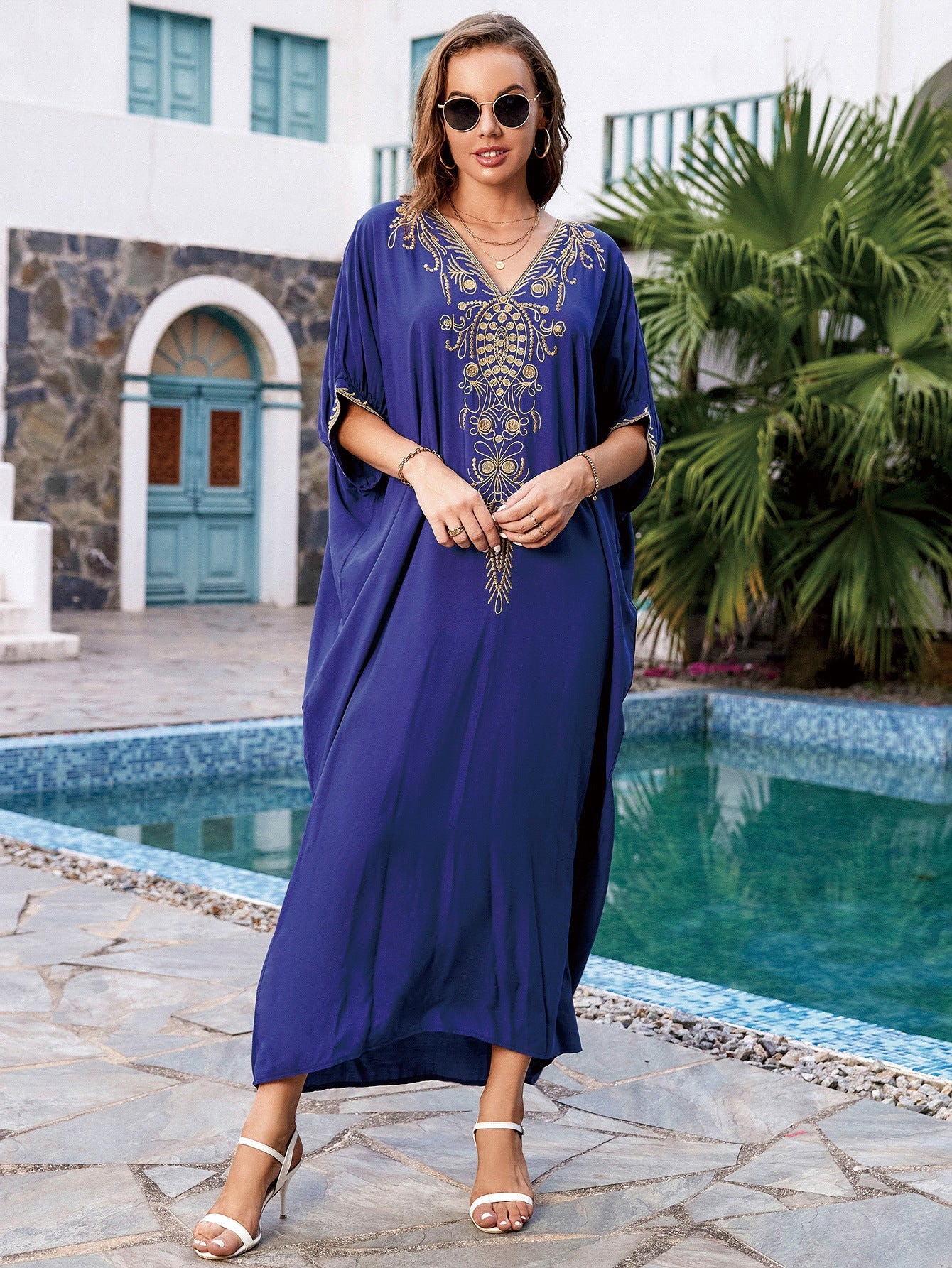 Cache-maillot de plage brodé en rayonne bleu marine, peignoir brodé, chemise ample de protection solaire, cache-maillot de plage