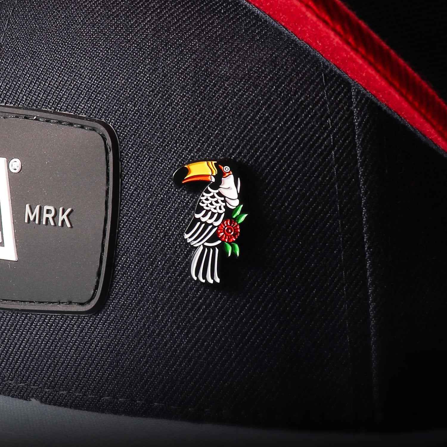 VZLA Tucán Pin