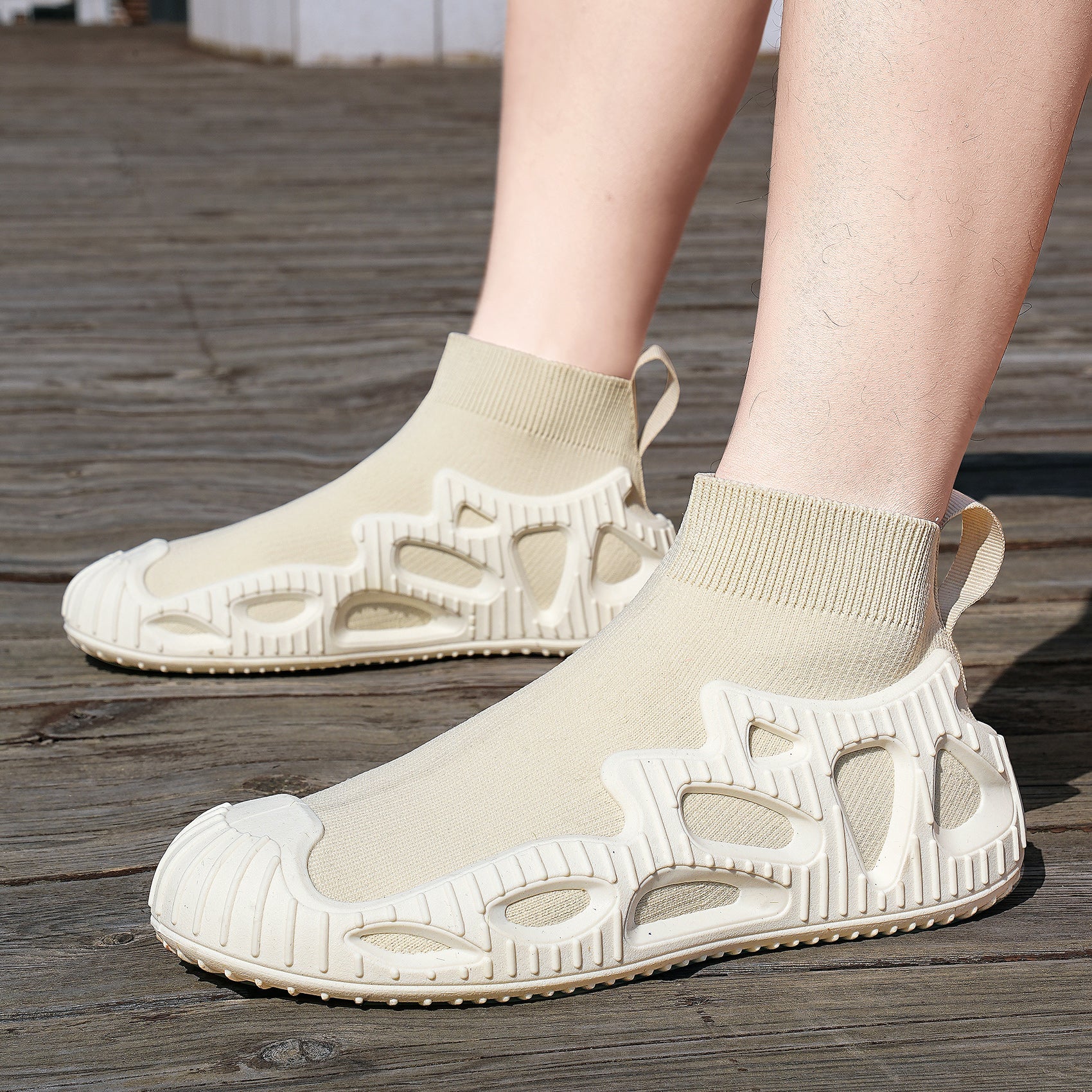 9012 Knit Sneakers
