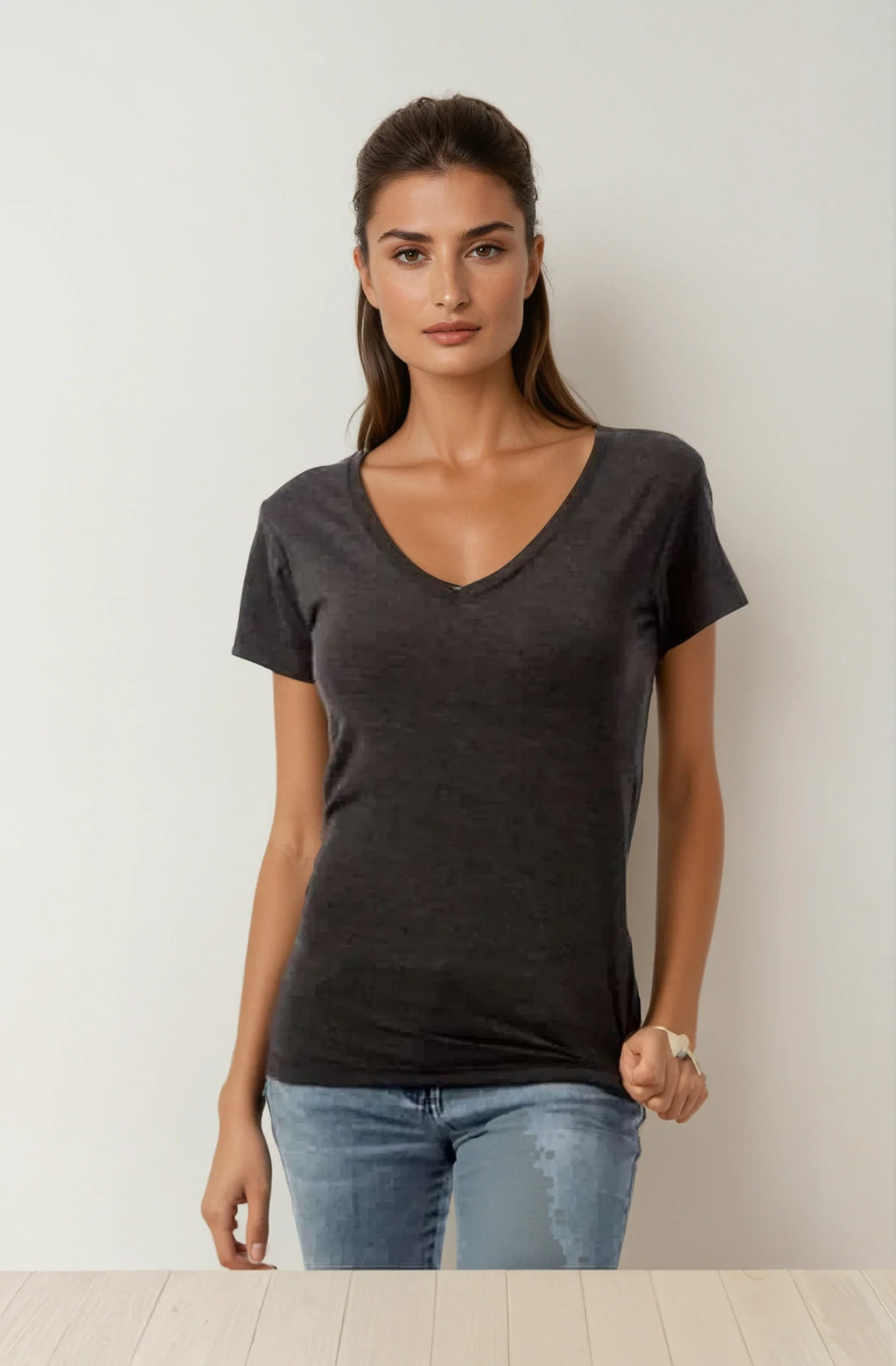 Wonder V-Neck 8650 - The7Letter
