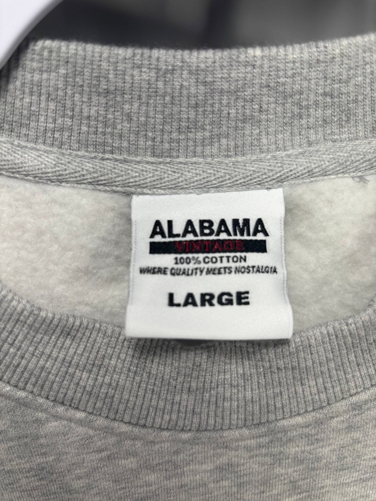 Das Old English Rundhals-Sweatshirt – University of Alabama (100 % Baumwolle, Heavyweight)